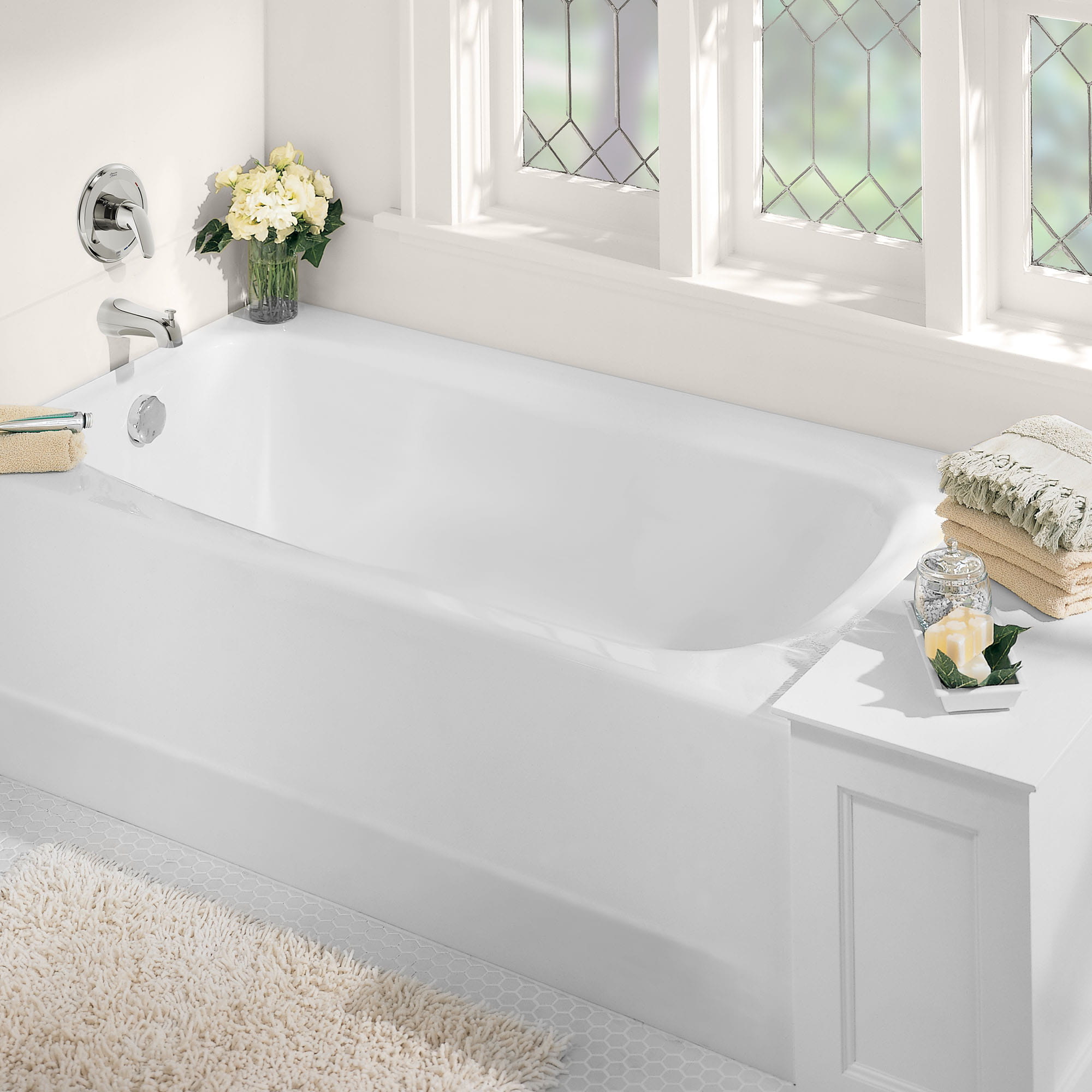 Cambridge Americast 60 x 32 Inch Integral Apron Bathtub With Left Hand Outlet ARCTIC