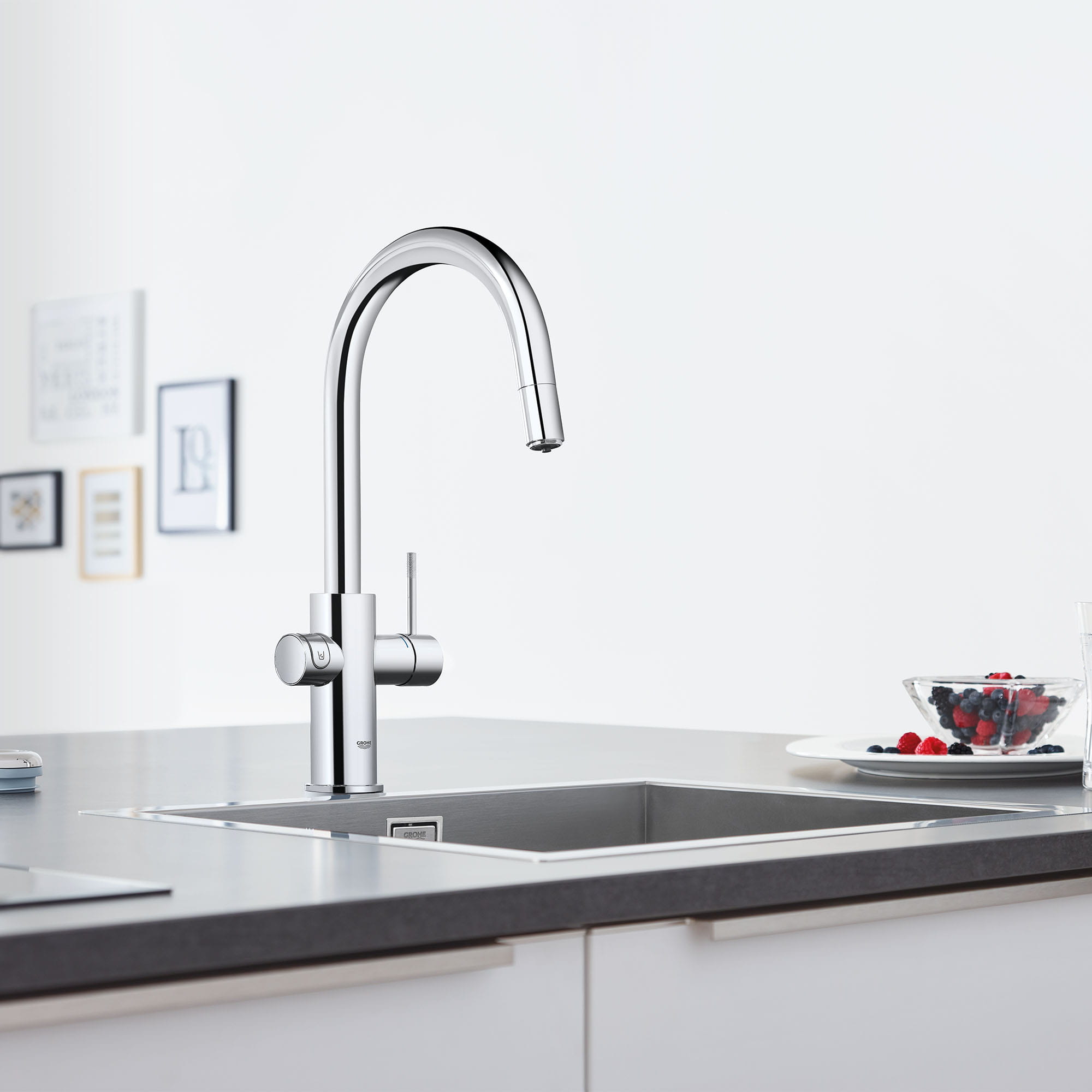 Single-Handle Pull Down Kitchen Faucet Single Spray 1.75 GPM With Chilled & Sparkling Water