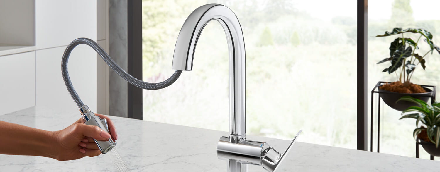 kitchen pull out faucet