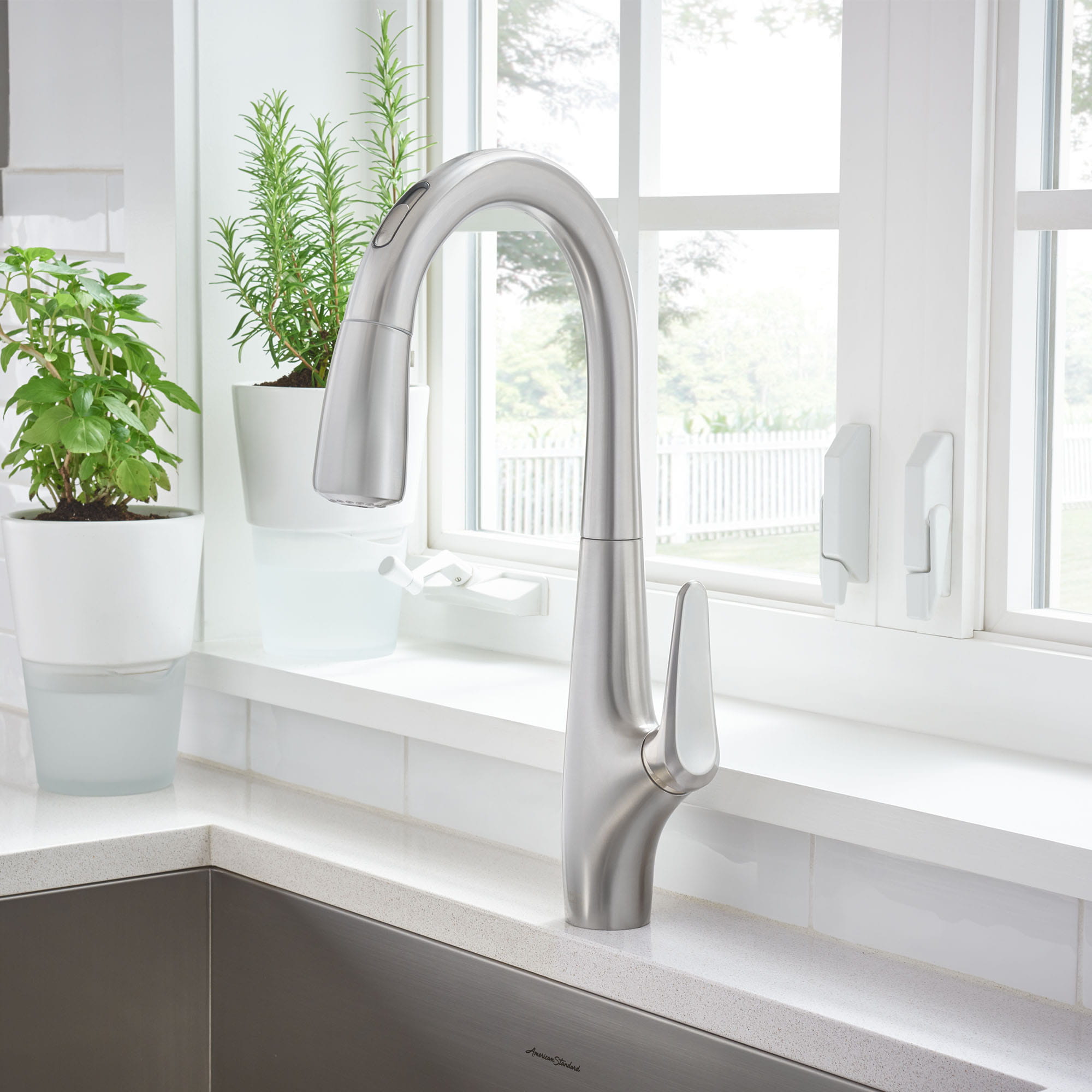 avery touchless faucet