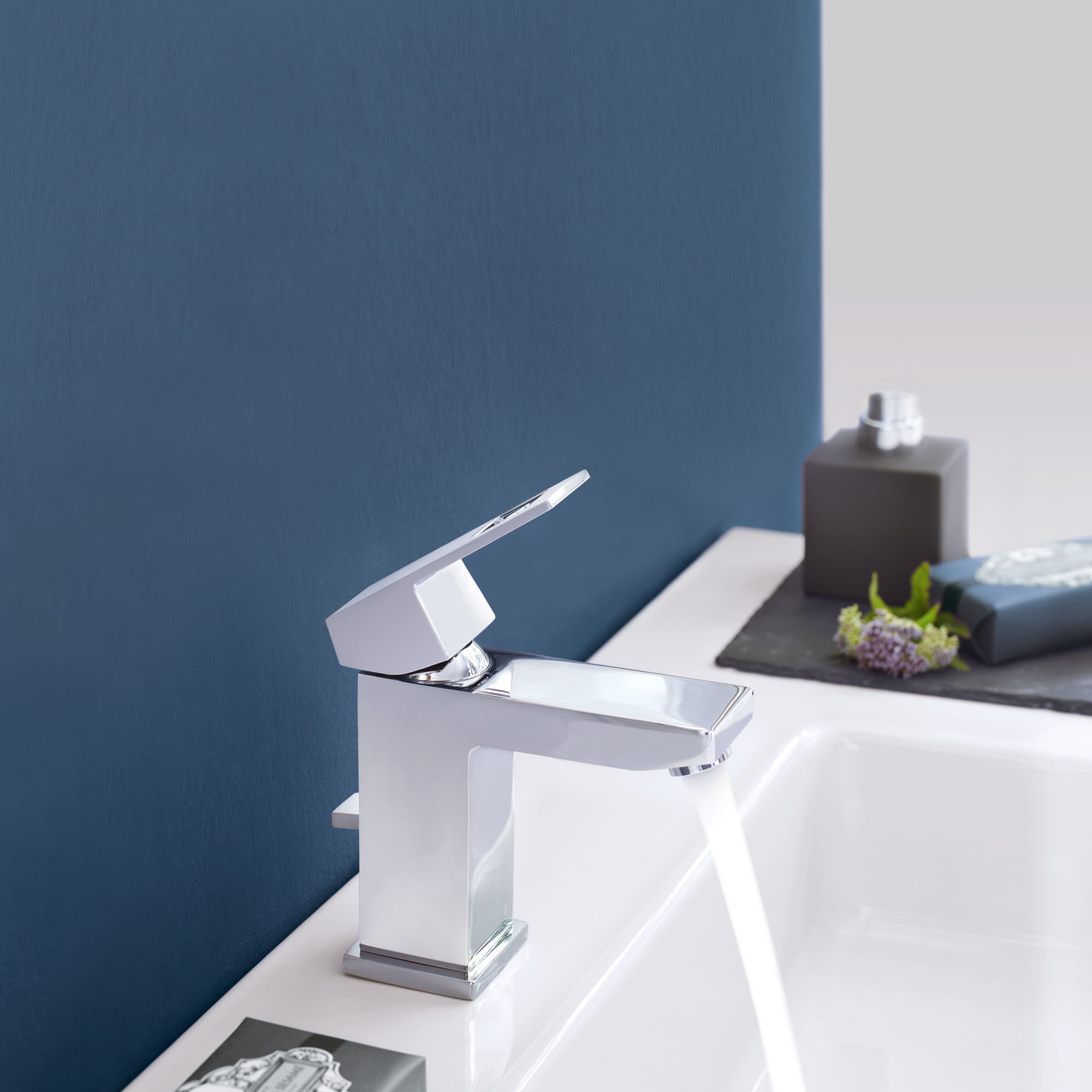 GROHE Eurocube Faucet with blue background