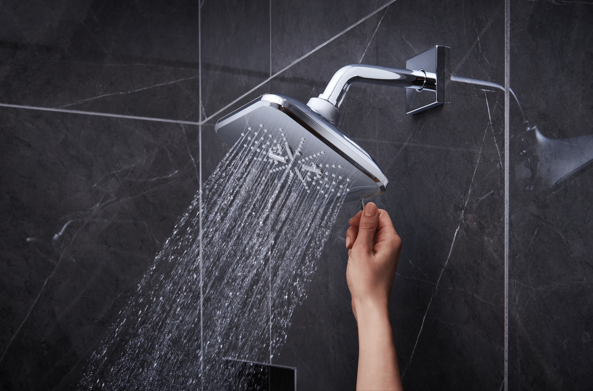 Grohe Rainshower SmartActive - Conjunto de alcachofa de ducha 150, 3  chorros, barras 600 mm y mangueras, cromo 26591000