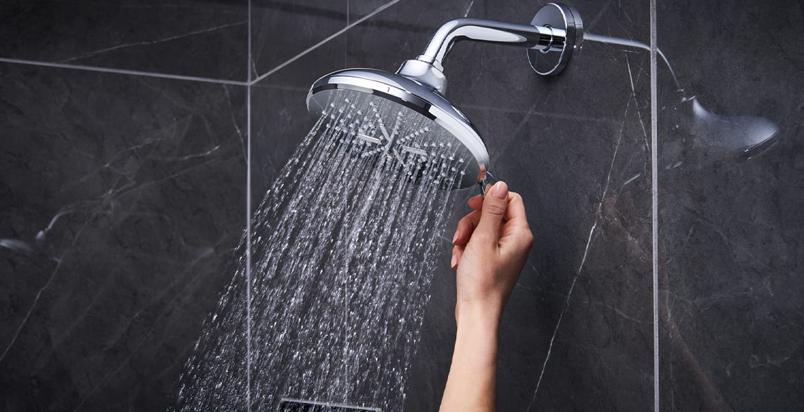 Grohe Rainshower Smartactive 130 Douchette 3 jets, Hard graphite (26574A00)  - Livea Sanitaire