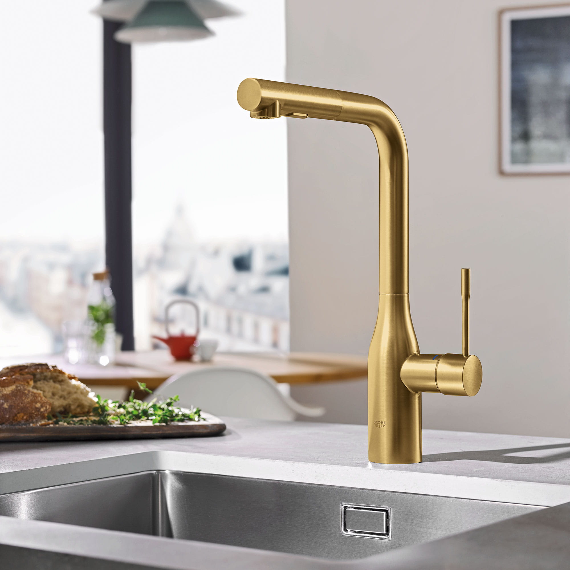 Essence Kitchen Faucet in Gold