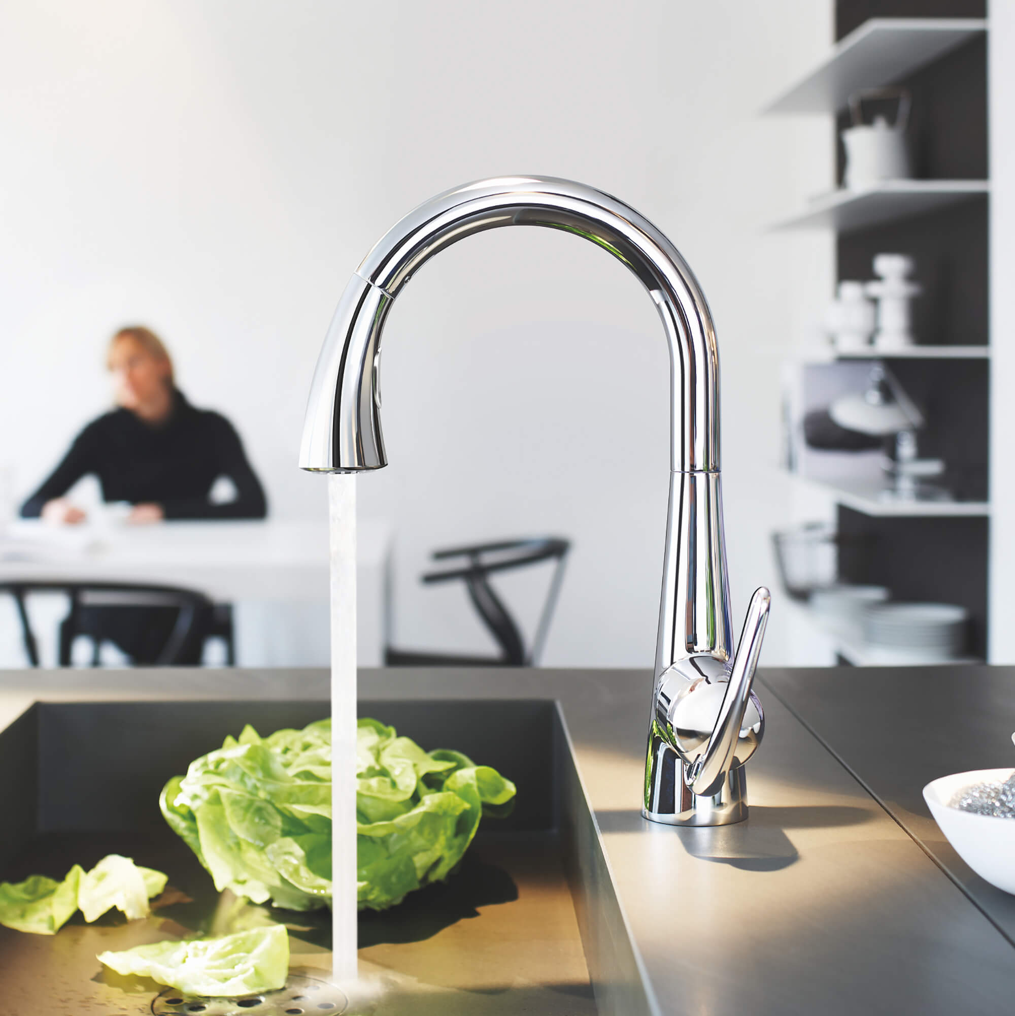 GROHE Zedra Faucet Running