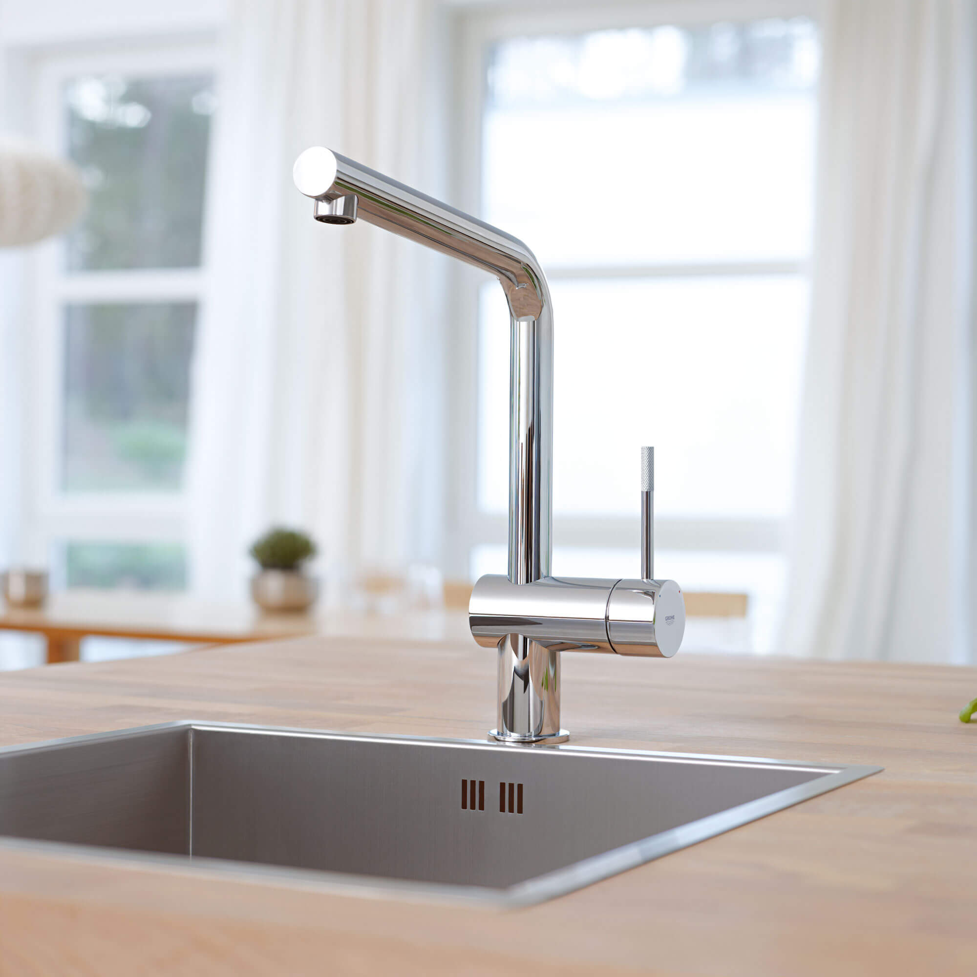 GROHE Minta kitchen faucet