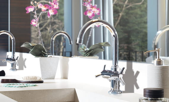 GROHE Faucet with Pink Flower