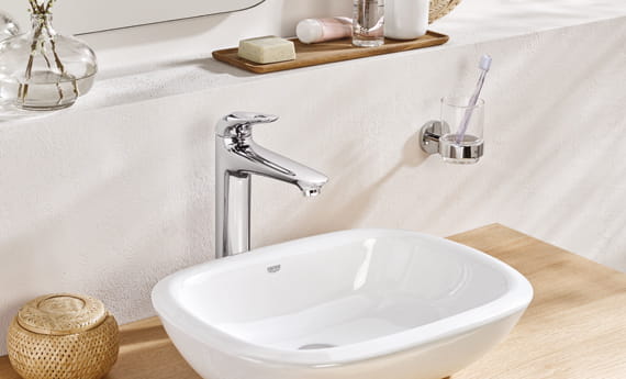 GROHE Europlus Chrome Faucet with White Sink