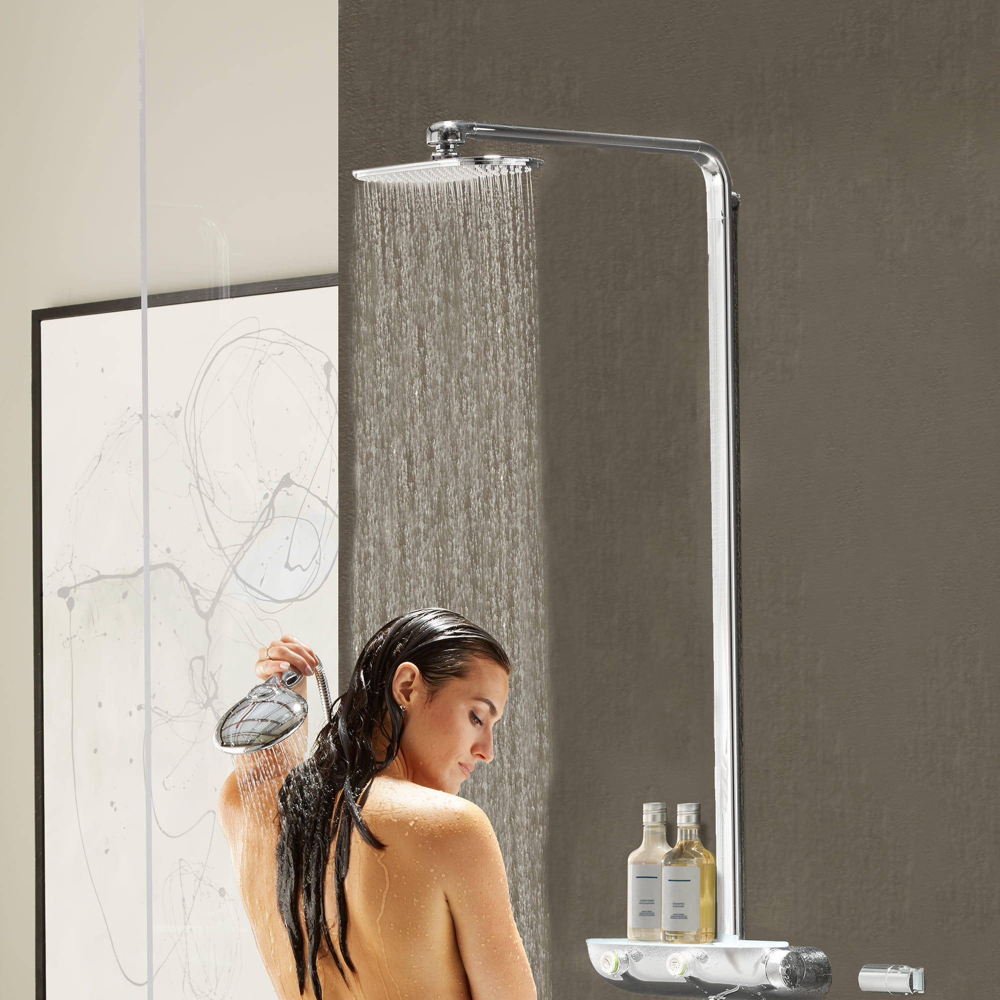 GROHE shower with model